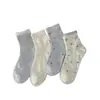 Calcetines florales pequeños para mujer, calcetines finos apilables de primavera y verano, calcetines de estilo coreano dulces con borde de encaje hasta la mitad de la pantorrilla, calcetines versátiles para mujer para el verano