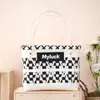 Novo Estilo Xiaohongshu Mesmo Estilo Bolsa Tecida Artesanal Tailandesa Bolsa Cesta de Plástico Bolsa de Mão Feminina Bolsa Versátil da Moda