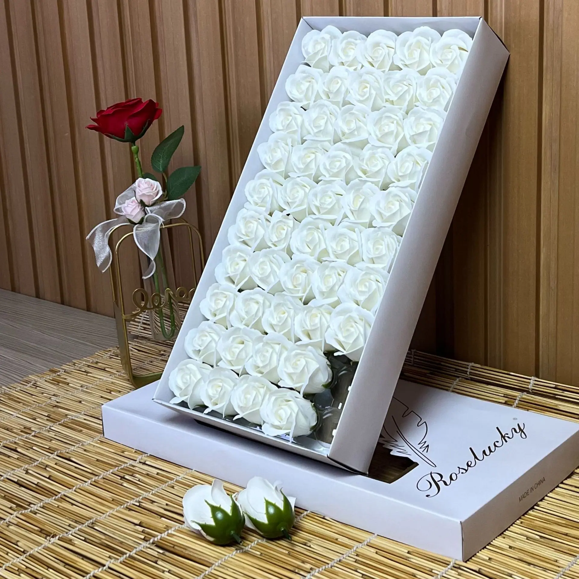 玫瑰花-白色.jpg