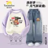 Traje Infantil de Capibara Primavera y Otoño 2025 Suéteres para Niñas Jeans de Pierna Recta Conjunto de Dos Piezas para Niñas