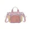 Nova Bolsa de Mão Pequena de Primavera para Crianças, Casual e Leve, Color-Blocking, Moda Esportiva ao Ar Livre Menina Dopamina Bolsa Transversal