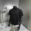 Camiseta Pesada Texturizada Cinza Claro para Homens no Verão, Respirável, de Secagem Rápida, Ombro Direito, Mangas Curtas, Retro Americano, Gola Pequena, Meias Mangas