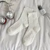Calcetines de Hilo de Plumas Miu con Textura Tridimensional, Forma de Frijol, Hasta la Pantorrilla para Mujer, Algodón Ultra Suave, Estilo Coreano, Calcetines Holgados con Lunares Pequeños