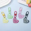 Nuevo llavero colgante con forma de corazón de acrílico transfronterizo, decoración de bolso para chicas, regalo, accesorio para llavero de coche