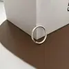 Variedade de anéis opcionais anel fosco anel estilo simples feminino nicho alta qualidade luxo leve moderno moda anel