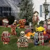 Letrero de Madera de Halloween de Amazon con Lema para Césped Exterior, Señal de Espantapájaros Zombie, Decoración para Fiesta en el Jardín