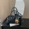 Bolsa tipo Boston de alta gama y gran capacidad para mujer, nueva colección otoño/invierno 2026, adecuada para ir al trabajo y uso casual, se puede llevar como bolso de hombro o bolso cruzado