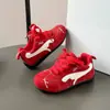 Zapatos de Entrenamiento Moral para Niños y Niñas, Nuevos Zapatos Deportivos Primavera y Otoño 2025, Tenis de Caña Baja, Suela Suave, Rojos, para Niños Mayores