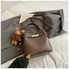 Bolsos para Mujer: El Nuevo Bolso Cubo Casual y de Moda de Este Año, Estilo Urbano Simple, Bolso de Mano Cruzado de un Solo Hombro de Moda para Chicas