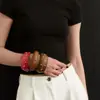 Pulsera de Madera con Remache en Forma de Diamante de Moda Estilo Étnico, Moderna y Versátil, Pulsera Simple y Elegante con un Toque de Lujo Ligero y de Alta Gama