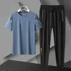 2302-B Conjunto Largo en Stock, Camiseta Deportiva de Secado Rápido para Hombre de Talla Grande con Mangas Cortas y Pantalones Cortos Deportivos Casuales