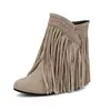Zapatos de mujer de estilo de comercio exterior de ebay 2024 para aumentar la altura con borlas, tallas grandes 40-48, botas de caña baja trenzadas de terciopelo, de moda