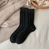 Calcetines de mujer para otoño e invierno, nuevos, gruesos, cálidos, de tubo, color liso, calcetines de torsión vintage, versátiles, casuales, para el suelo, calcetines de luna