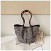 Bolso retro casual de gran capacidad para mujer, nuevo bolso de mano otoño 2026, bolso tipo cesta de hombro único de gran capacidad