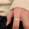 Anillo para Dedo Retro Europeo y Americano Espinela Azul Platino Diseño de Plata Refinado Alta Calidad Anillo para Mujer