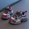 Zapatillas infantiles 2026 primavera y otoño zapatos tipo papá para niños zapatillas de correr de suela blanda de malla transpirable de moda zapatillas casuales para niñas