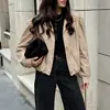 Trench coat europeu e americano transfronteiriço com gola alta, nova coleção outono/inverno 2026, jaqueta retrô TikTok, corta-vento com gola alta franzida para mulheres