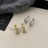 Brincos de Diamante Super Brilhantes, Design Moderno e na Moda, Brincos Personalizados, Acessórios de Alto Padrão e Versáteis para o Dia a Dia no Trabalho Atacado