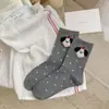 Meias Brancas para Mulheres, Algodão Puro, Novo Estilo Primavera e Outono, Meio da Panturrilha, Estilo Ins, Meias Sem Costura Fofas com Desenho de Urso, Atacado