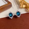Moda Transfronteriza Retro Versátil Super Brillantes Pendientes de Cristal con Forma de Rombo Incrustados de Diamantes Femeninos Simples Pendientes de Gama Alta Venta al por Mayor