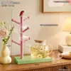 Suporte de copos em formato de chapéu de desenho animado e formato de árvore para uso doméstico na sala de estar ou mesa de jantar, suporte de armazenamento para xícaras de café e chá com dreno e suporte para pendurar copos