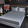 Lençol de Elástico Liso Cor Sólida Seda Gelada Peça Única Amigo da Pele Refrescante Protetor de Colchão Antiderrapante Cobertura de Cama Lençol de Cama para Exportação Estilo Lençol de Elástico