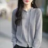 26 Outono Inverno Novo Suéter com Capuz de Zíper Duplo Manga Longa Cardigan de Tricô Cor Sólida Roupa Externa Top de Temperamento Emagrecedor Feminino