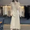 Vestido Feminino Slim de Lã Fina, Gola Redonda, Cor Sólida, Cordão, Sem Mangas, Comprimento no Joelho, Elegante para o Trabalho
