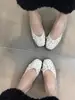 Zapatos planos de tacón grueso y llamativo con moño para mujer para combinar con faldas, nuevos zapatos populares de otoño 2026 para el trabajo