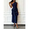 Vestido Elegante de Noche para Mujer de Verano 2026 Transfronterizo Europeo y Americano de Satén de Alta Elasticidad sin Mangas de un Hombro Ceñido a la Cintura de Longitud Media