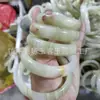 Venta al por mayor del fabricante Pulsera de Jade Afgano Natural Verde-Blanco, Hermosa Pulsera para Mujer con Piel de Flor de Colores y Envuelto en Seda, Jade de Mercado Callejero