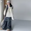 Conjunto de invierno para niña de algodón a cuadros beige con capucha y falda de malla, pantalón de chándal forrado de felpa y pantalón ancho grueso