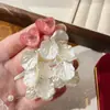Pendientes de Flor de Lujo Ligero Imitación de Concha Francesa para Mujer Diseño de Nicho Elegantes de Gama Alta Pendientes Súper Hada de Pétalos
