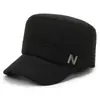 Gorra de Hombre Nueva de Invierno de Terciopelo Cálida de Cuero para Papá y Personas Mayores, de Mediana Edad y Mayores, Resistente al Viento, Protección para Orejas, Gorra Plana