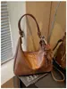 Bolso de Gran Capacidad para Mujer 2026 Nuevo Otoño/Invierno Tacto de Alta Gama Bolso de Hombro Único Cruzado Bolso Tote Texturizado para el Trabajo y el Trayecto