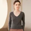 25 Camisetas de Punto de Cachemir a Rayas de Cuello en V Delgadas de Otoño e Invierno para Mujer con Mangas Largas y Suéter Cálido de Color Puro