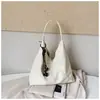 2026 Novo Modelo Bolsa de Ombro Cor Sólida Única Estilo Alto Retrô Moda Grande Capacidade Casual para o Dia a Dia Bolsa de Axila
