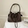 Bolso de cubo retro plisado de alta costura transfronterizo 2026 nuevo y moderno bolso de hombro de lujo ligero bolso para el hombro para el trabajo