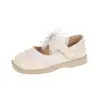 Zapatos pequeños de piel para niña, nueva colección primavera/otoño 2025, elegante diseño de lazo, versátiles zapatos de princesa, zapatos de piel con suela suave para niños de talla mediana y grande