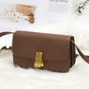 Bolsa Pequena de Nicho da Moda Feminina 2023 Nova Moda Casual Ombro Transversal Crescente Versátil Bolsa Pequena Quadrada