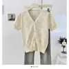 Doce e Fofo Recorte de Laço Manga Curta Ponto de Gancho Gola V Tricô Verão Fino Redutor de Idade Modelador Look Top