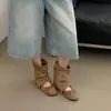 Primeiro Encontro Versão Coreana Estilo Retrô Botas de Cano Curto com Laço para Mulheres Verão 2026 Bico Redondo Solado Macio Sapatos de Ballet Preto com Salto Interno