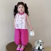 Conjunto de Camisa Sem Manga para Meninas Estiloso Traje de Verão Floral Infantil 2026 Novo Calça de Verão Anti-Mosquito para Bebê Tendência