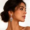 Pendientes de Borla con Forma de Gota de Agua y Pedrería Estilo Vintage Europeo y Americano Pendientes de Botón de Lujo Ligero de Gama Alta Pendientes Exagerados de Personalidad de Moda Accesorios para Mujeres