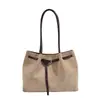 2026 Nuevo Bolso Tote de Felpa Gamuzada para Mujer Gran Capacidad Retro Nicho Versátil Bolso de Hombro Cuero Suave Bolso de Mano para el Trabajo
