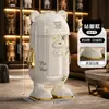 Nuevo Cubo de Basura Temático de Astronauta con Tapa para Dormitorio, Baño, Cocina Creativa, Lindo, Alto Valor Estético, Papelera de Gran Capacidad