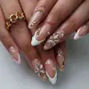 Estilo Europeo y Americano Cortos Chapados en Oro 3D Florales de Lujo Forma de Almendra Manicura Francesa Uñas Postizas Puntas de Uñas Portátiles