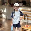 Conjunto de Verano Holgado para Niñas, Elegante Top de Manga Corta con Bloques de Color + Falda Anti-Exposición Infantil, Conjunto Deportivo Casual de Dos Piezas