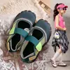 Otoño 2026 Nuevos Zapatos Casuales de Moda para Niños Zapatos de Niña a la Moda Zapatos Deportivos Ligeros Zapatos de Vadeo Guapos para Niños
