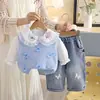 Conjunto de Ropa de Otoño para Niños 2026 Nuevo Moda Infantil Primavera y Otoño Niña Chaleco Suéter de Mariposa Conjunto de Tres Piezas Tendencia